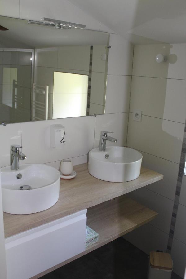 Chambres D'Hotes Logis Charrier Le Petit Bignon Les Épesses Dış mekan fotoğraf